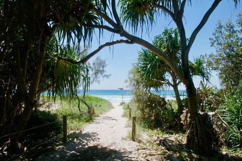 Casuarina Beachfront House - Hostie Properties - Australia Accommodation 10