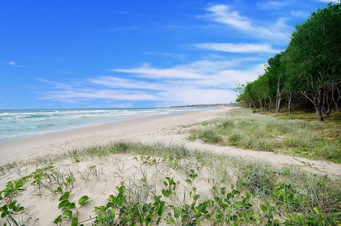Casuarina Beachfront House - Hostie Properties - Australia Accommodation 2