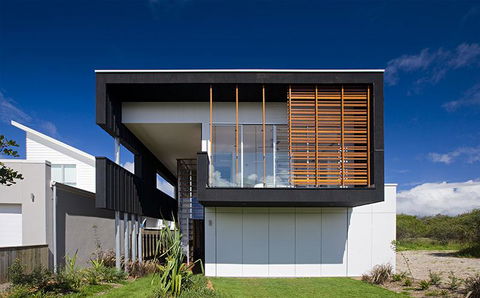 Casuarina Beachfront House - Hostie Properties - Australia Accommodation 17