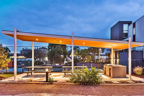 Coast 35 - Australia Accommodation 5