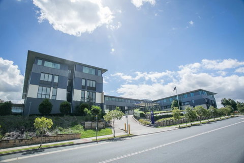 Alpha Hotel Eastern Creek - Australia Accommodation 2