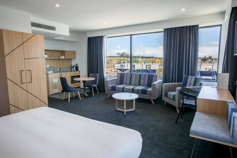 Alpha Hotel Eastern Creek - Australia Accommodation 35