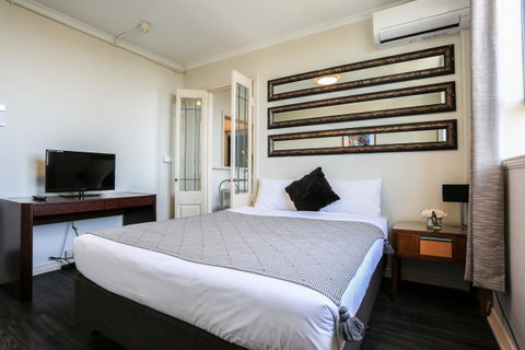 Little Coogee Hotel - Australia Accommodation 8