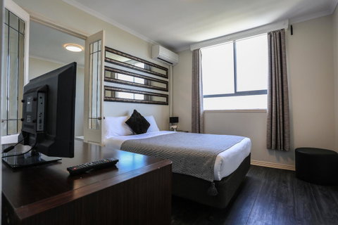 Little Coogee Hotel - Australia Accommodation 9