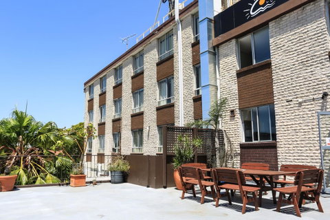 Little Coogee Hotel - Australia Accommodation 2