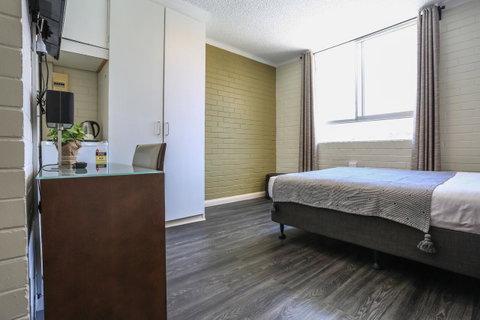 Little Coogee Hotel - Australia Accommodation 31