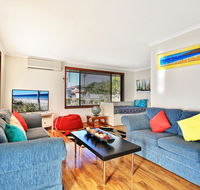 Sandy Toes Beach House Jervis Bay - 2min to Beach - Australia Accommodation