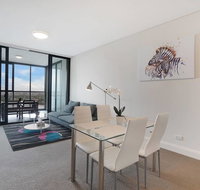 Cozy apartment with Water view plus Winter garden - Australia Accommodation
