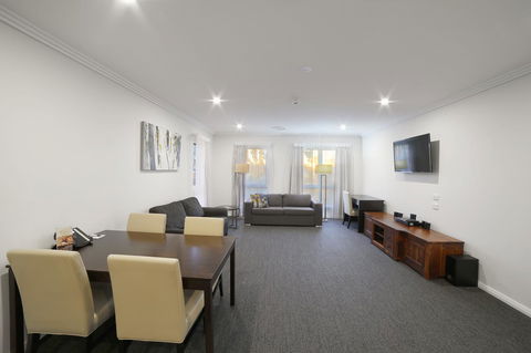 Best Western Plus Bolton On The Park - Australia Accommodation 21