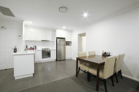 Best Western Plus Bolton On The Park - Australia Accommodation 22