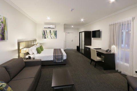 Best Western Plus Bolton On The Park - Australia Accommodation 5