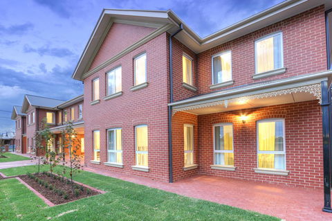 Best Western Plus Bolton On The Park - Australia Accommodation 3