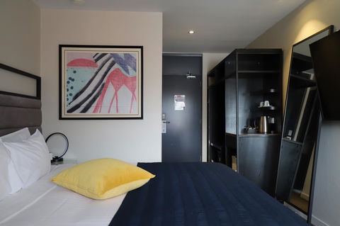 Haven Glebe - Australia Accommodation 17