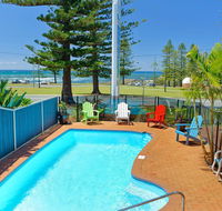 Beach House Holiday Apartments - Australia Accommodation