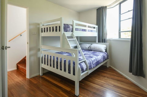 Valla's Beach House - Australia Accommodation 18