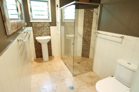 Valla's Beach House - Australia Accommodation 13