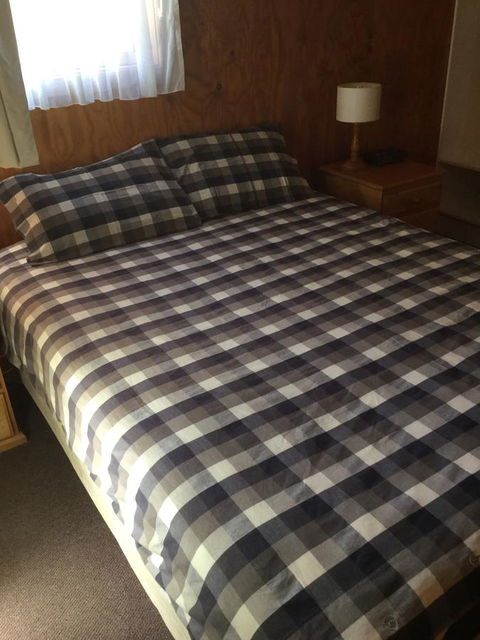 Jenolan Cabins - Australia Accommodation 11
