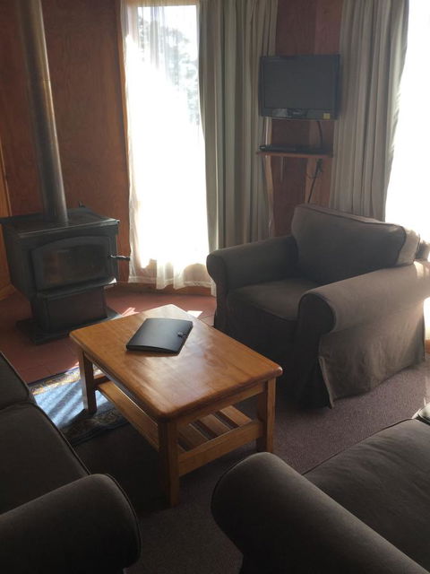 Jenolan Cabins - Australia Accommodation 12