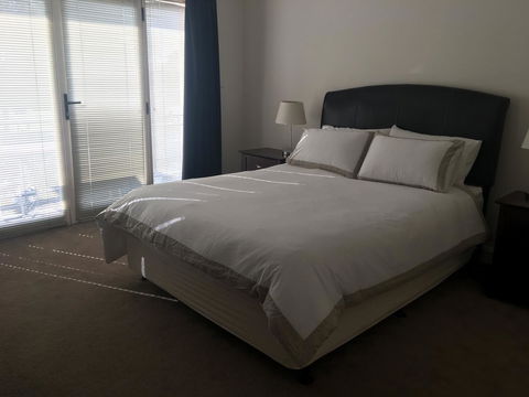 Travers Street Apartment - Australia Accommodation 2