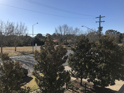 Travers Street Apartment - Australia Accommodation 11
