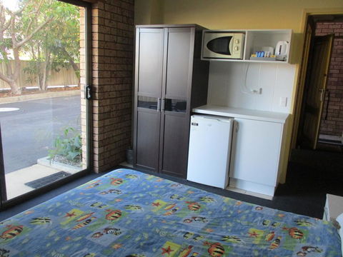 South Seas Motel - Australia Accommodation 18
