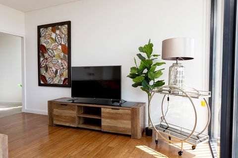 The Penthouse - Australia Accommodation 11