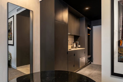 Veriu Green Square - Australia Accommodation 24