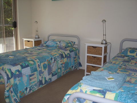 Beaches Apartments Merimbula - Australia Accommodation 7