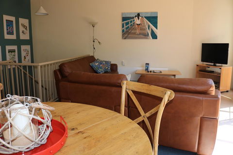 Beaches Apartments Merimbula - Australia Accommodation 9