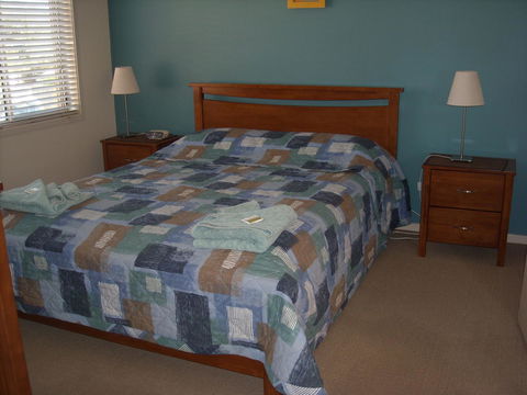 Beaches Apartments Merimbula - Australia Accommodation 6
