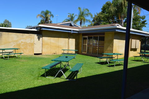 Brolga Hotel Motel - Coleambally - Australia Accommodation 18