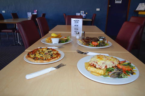 Brolga Hotel Motel - Coleambally - Australia Accommodation 28