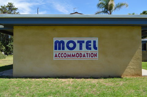 Brolga Hotel Motel - Coleambally - Australia Accommodation 5