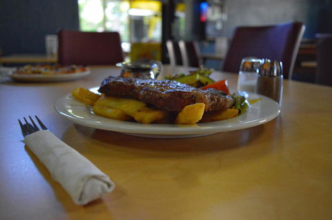 Brolga Hotel Motel - Coleambally - Australia Accommodation 9