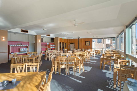 Black Dolphin Resort Motel & Apartments - Australia Accommodation 27
