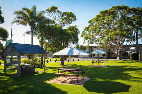 Black Dolphin Resort Motel & Apartments - Australia Accommodation 22