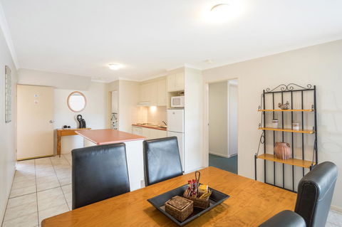 Black Dolphin Resort Motel & Apartments - Australia Accommodation 4