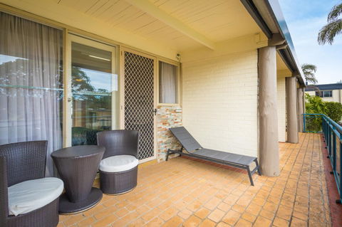 Black Dolphin Resort Motel & Apartments - Australia Accommodation 9