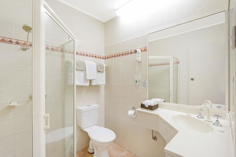 Black Dolphin Resort Motel & Apartments - Australia Accommodation 11