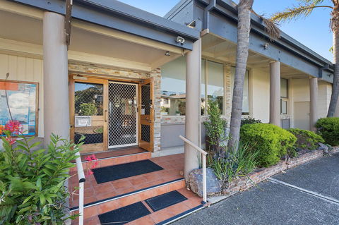 Black Dolphin Resort Motel & Apartments - Australia Accommodation 42
