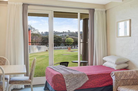 Black Dolphin Resort Motel & Apartments - Australia Accommodation 15