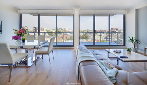 Zara Tower â€“ Luxury Suites And Apartments - Australia Accommodation 12