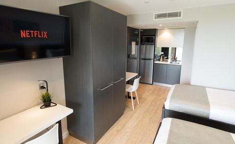 Studio 8 Residences - Adults Only - Australia Accommodation 4