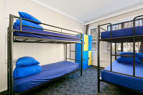 Mad Monkey Downtown - Australia Accommodation 10