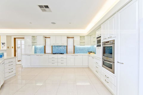 One Mile Mansion - Private Coastal Retreat FREE FAMILY ADVENTURE PASS - Australia Accommodation 2