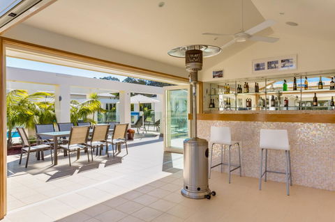One Mile Mansion - Private Coastal Retreat FREE FAMILY ADVENTURE PASS - Australia Accommodation 19