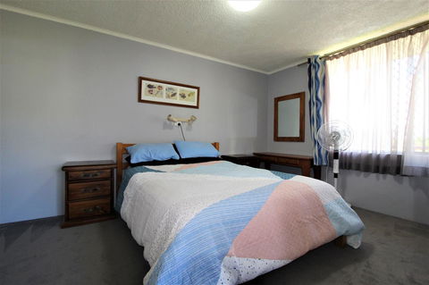 Beachfront 3, 25 Willow Street - Australia Accommodation 9