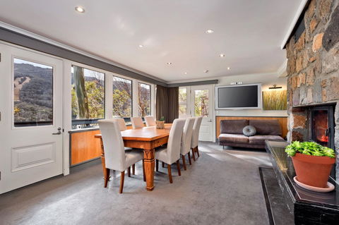 Pure Chalet Thredbo - Australia Accommodation 16