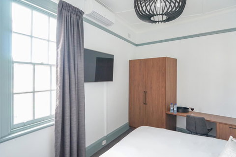 Oasis On Beamish Hotel - Australia Accommodation 16