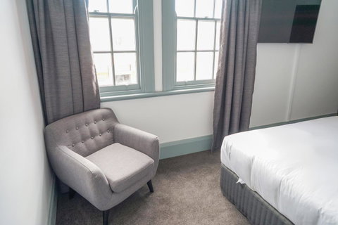 Oasis On Beamish Hotel - Australia Accommodation 18
